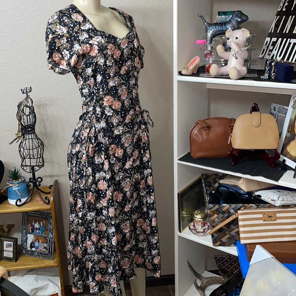 🌺Beautiful Vintage M Side Tie Joule Energy Dress